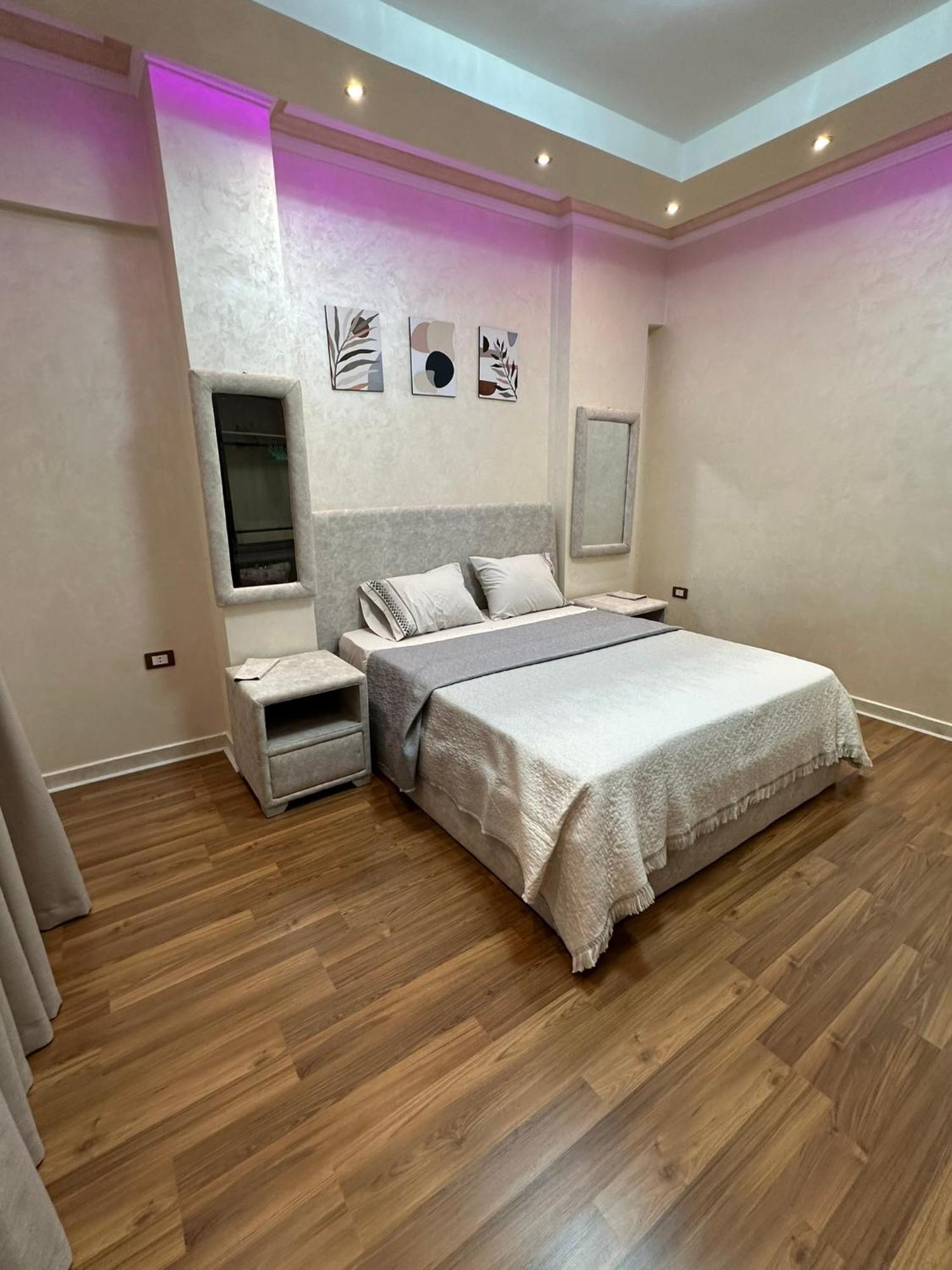 New Cairo- Luxury Hotel-style In East Of The Academy Eng02 Apartment