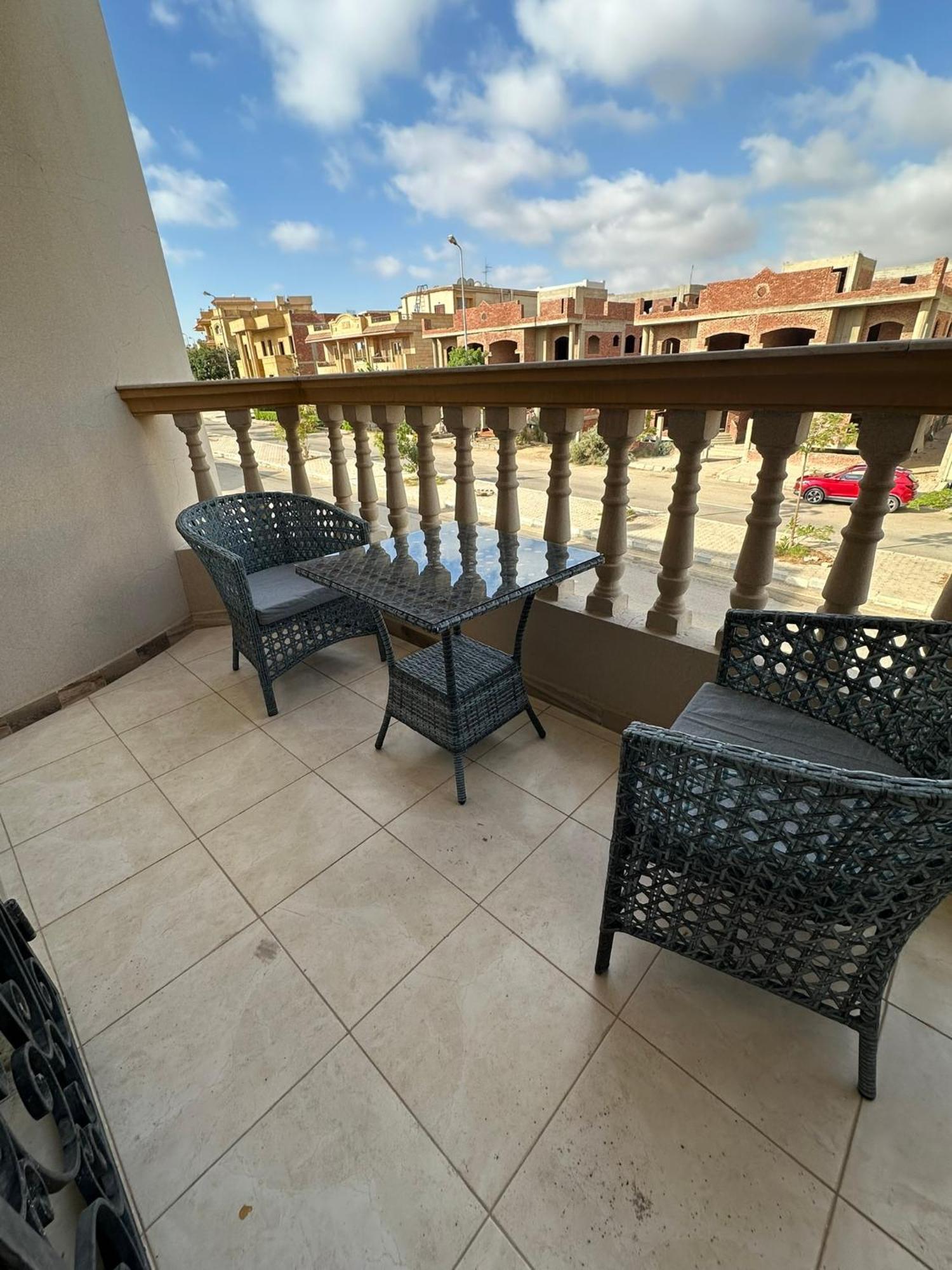 Apartment New Cairo- Luxury Hotel-style In East Of The Academy Eng02 *
